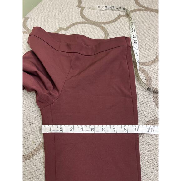 AKRIS slim stretch skinny viscose interior slit hem burgundy pants, size 4 - Picture 9 of 13